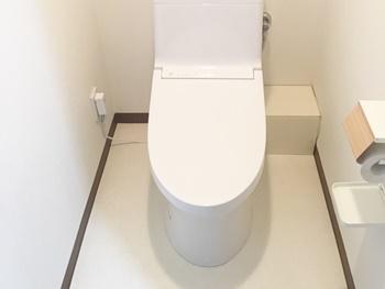 TOTOのZR1に交換しました。セフィオンテクトを採用したトイレなので、汚れが付きにくく、お手入れが簡単です。