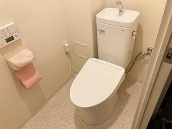 トイレをTOTOのピュアレストMRに交換しました。セフィオンテクトを採用したトイレなので、汚れが付きにくく、お手入れが簡単です。
