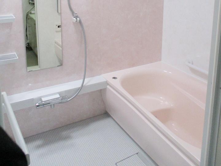 新しく交換したお風呂はTOTOのマンションリモデルバスルームです