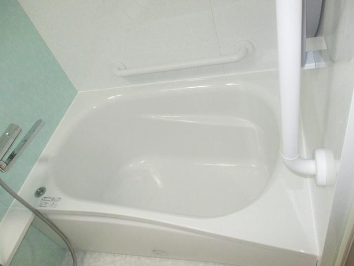新しく交換した浴室はTOTOのマンションリモデルです。