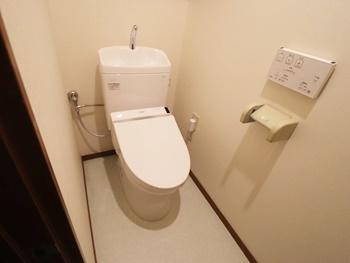 TOTOのピュアレストQRは、セフィオンテクトを採用したトイレなので、汚れが付きにくく、お手入れが簡単です。