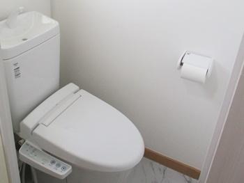 リクシルのアメージュZにはシャワートイレRLシリーズを組み合わせ