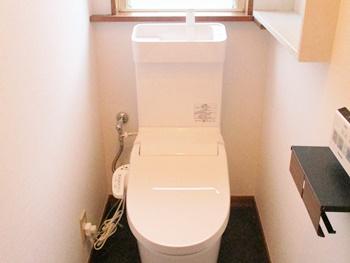 パナソニックのNEWアラウーノVは、スゴピカ素材を採用したトイレなので、汚れがつきにくいです