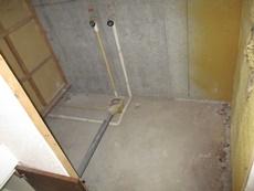 浴室を解体しました。横須賀市を中心に三浦市・三浦郡・逗子市・鎌倉市・藤沢市・横浜市などで水回りリフォーム工事をメインにリノベーションなども行っています