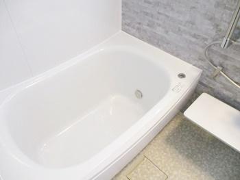 浴槽は、断熱効果が高く、長時間の入浴も快適に過ごせます