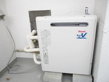 リンナイのRUF-A1610SAGは浴槽の温度をきめ細かくチェックし、保温運転を行い湯温の低下を防ぎます