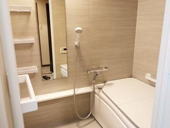 TOTOのマンションリモデルバスルームは、お掃除がしやすく保温効果が高いです