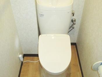 TOTOさんのピュアレストEXは、セフィオンテクトを採用したトイレなので、汚れが付きにくくお手入れが簡単です。