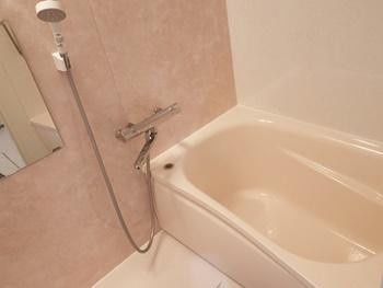 TOTOのマンションリモデルバスルームは、保温効果が高いので長時間の入浴も快適です。