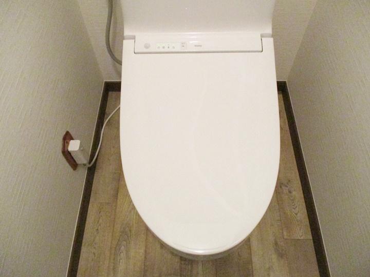 新しく交換したトイレはTOTOのZJ1です。