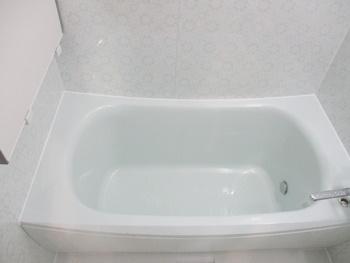 クレイドル浴槽は、ゆりかごに包まれているような感覚の浴槽です。